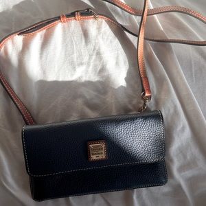 Dooney and bourke cute purse with strap